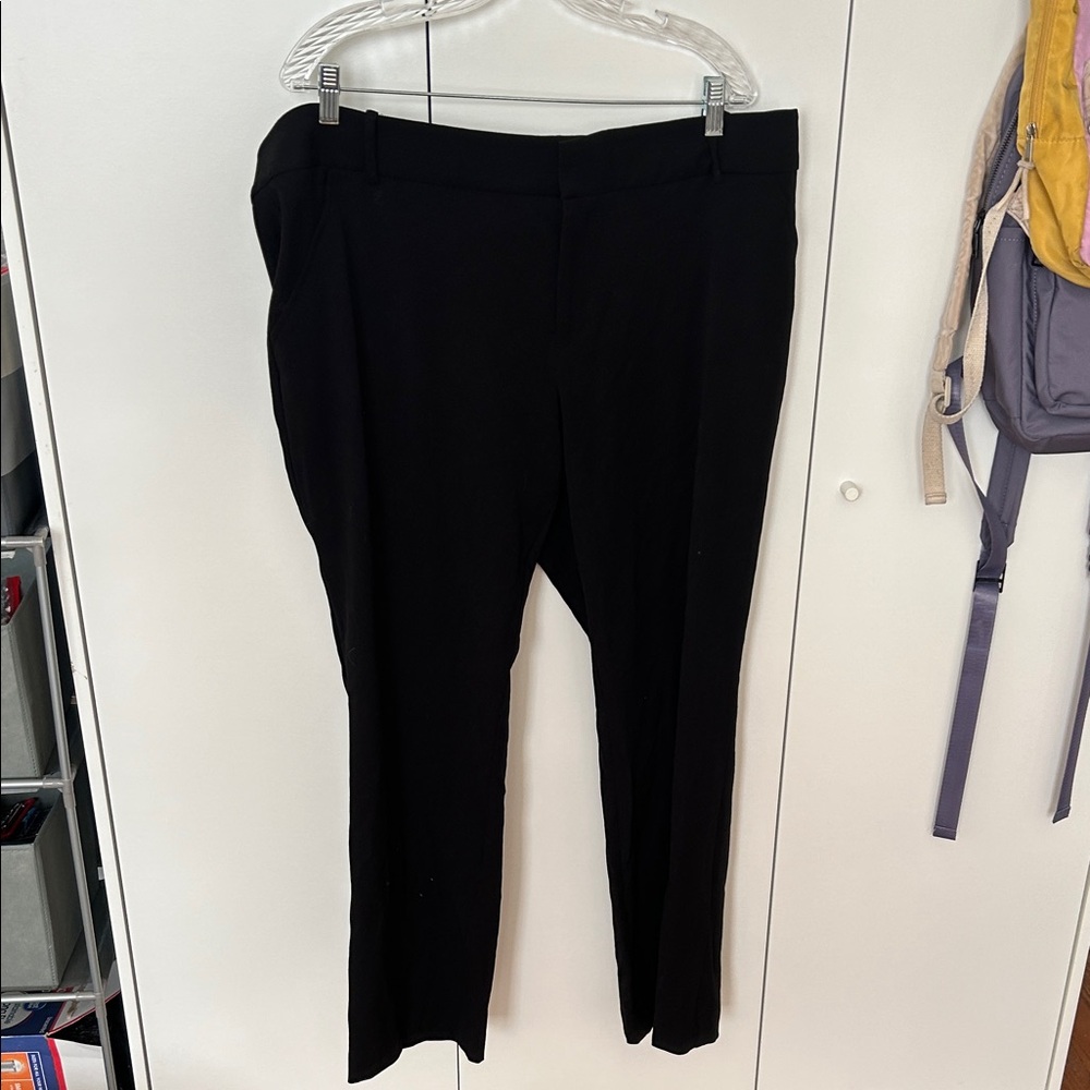 Ava & Viv Black plus size dress pants—comfy!